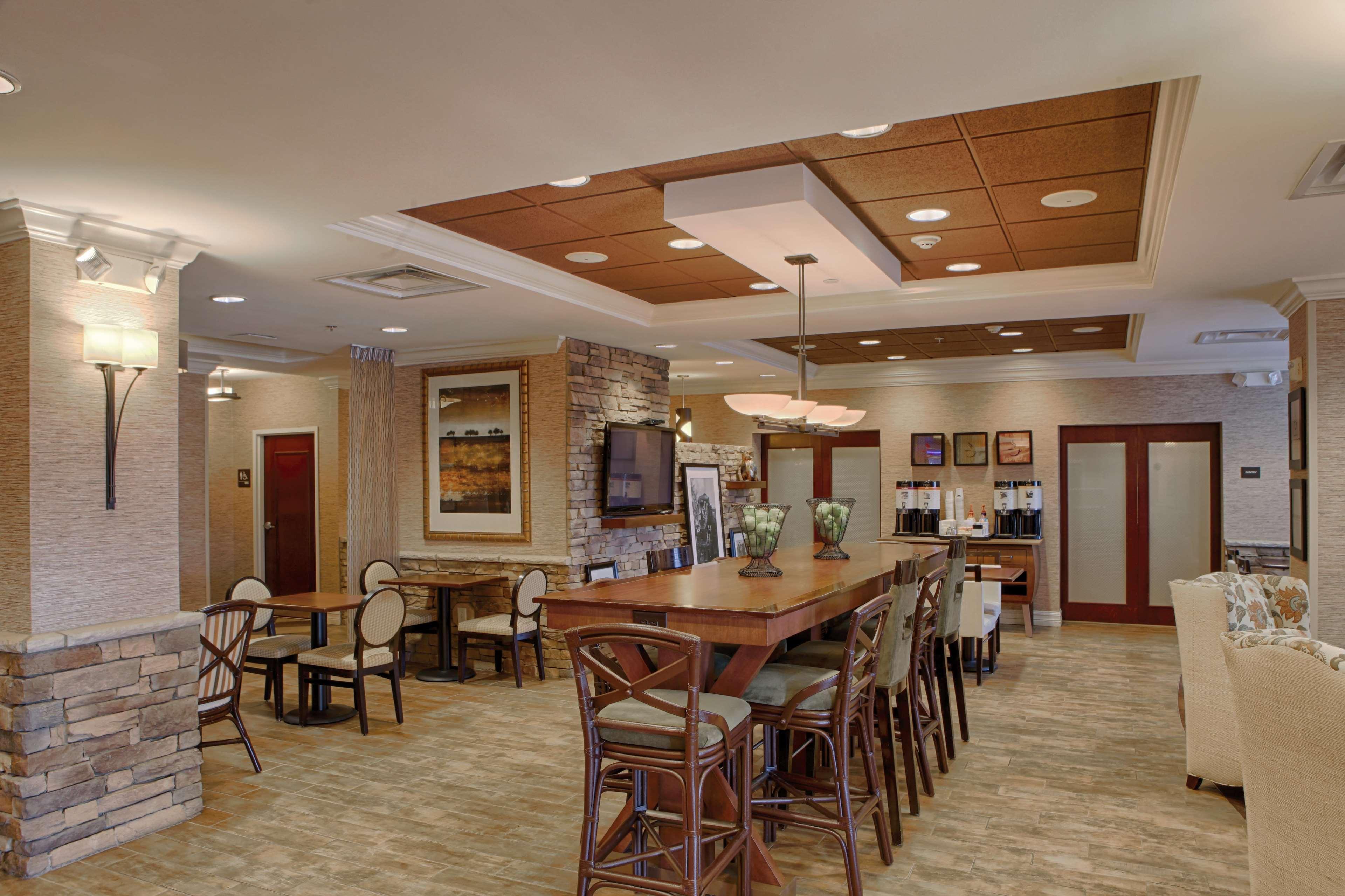 Hampton Inn Atlanta-Кантон Екстериор снимка