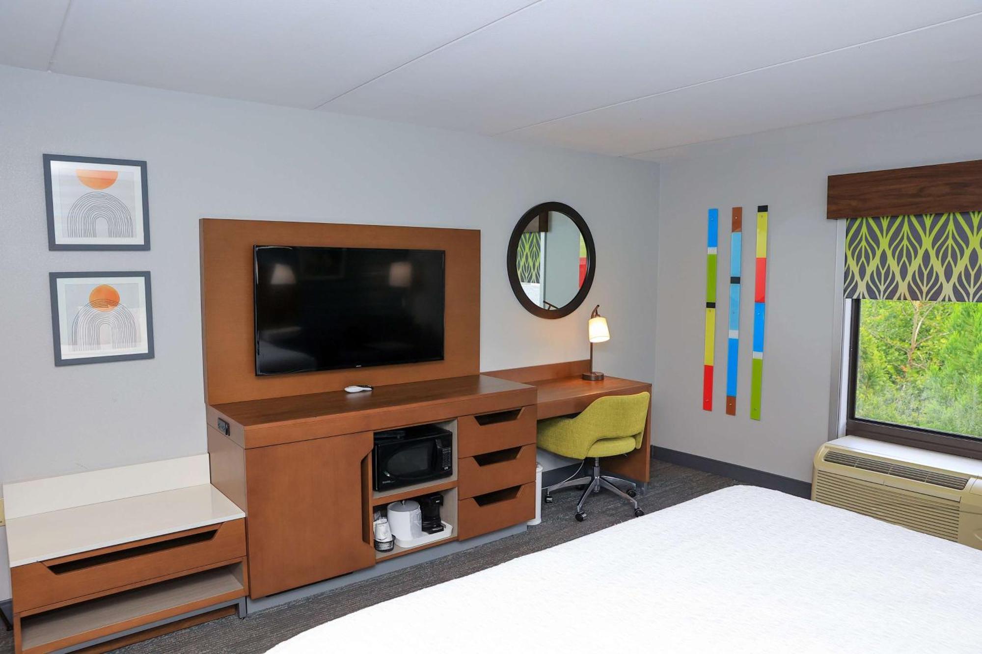 Hampton Inn Atlanta-Кантон Екстериор снимка