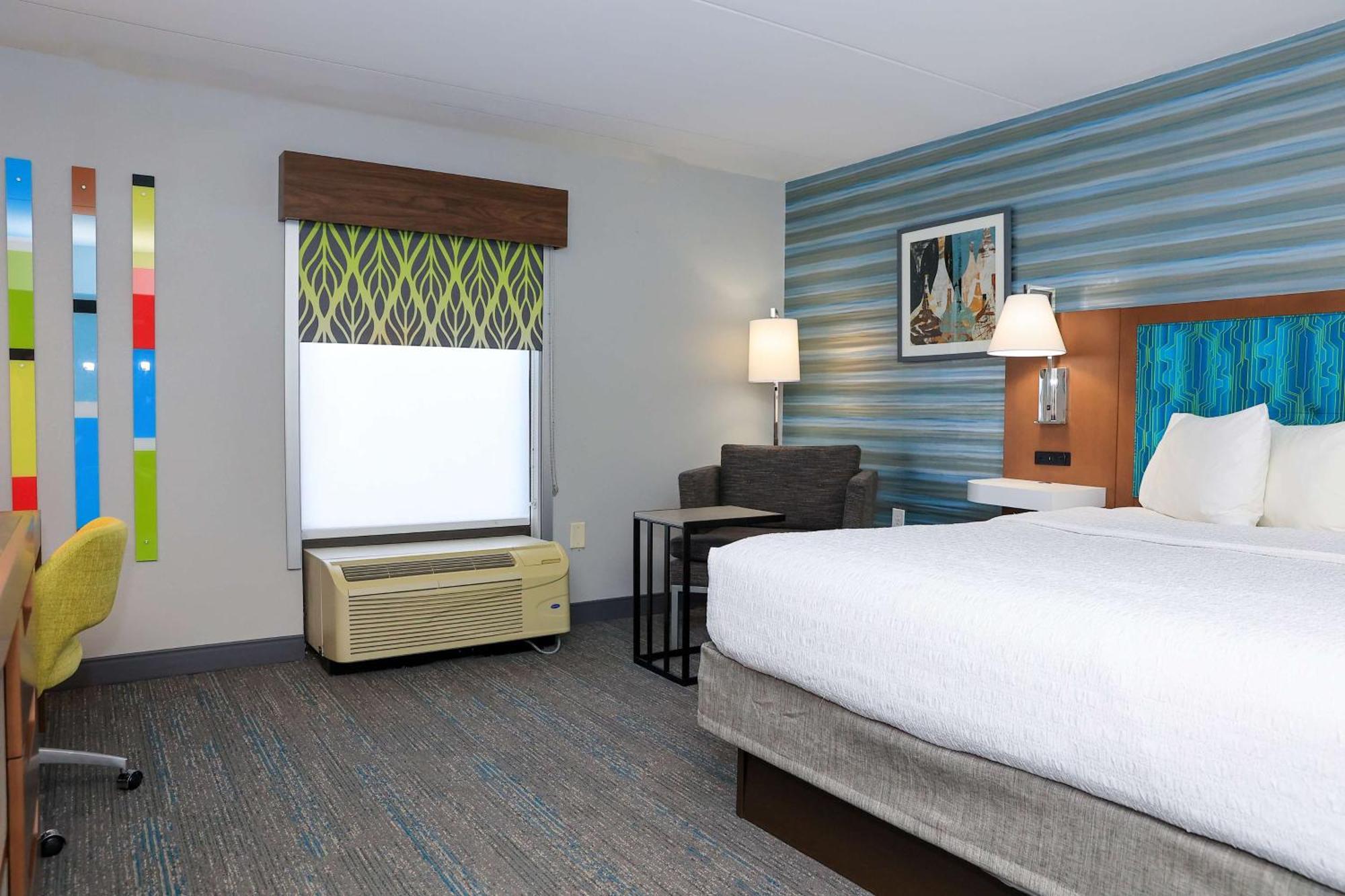 Hampton Inn Atlanta-Кантон Екстериор снимка