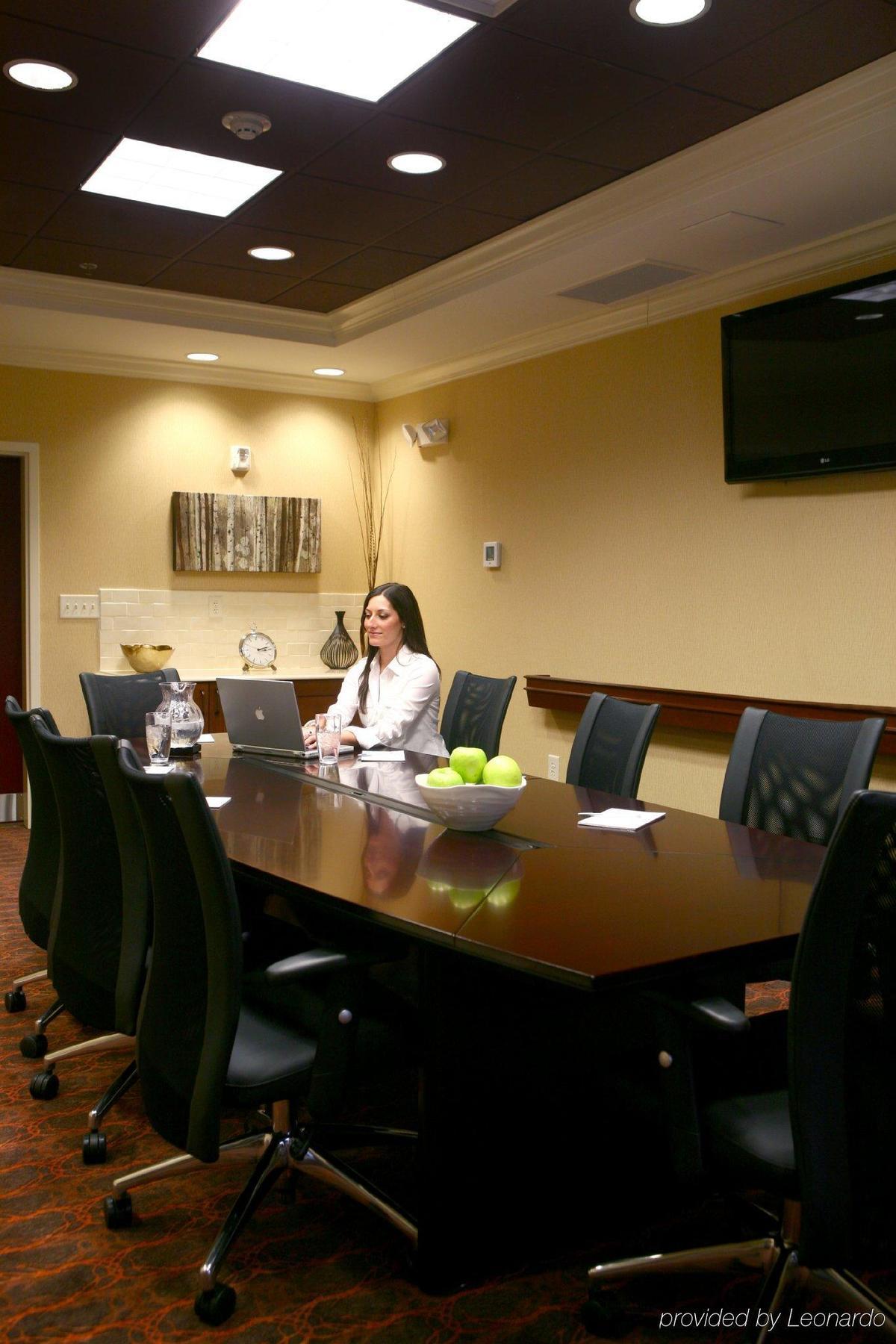 Hampton Inn Atlanta-Кантон Екстериор снимка